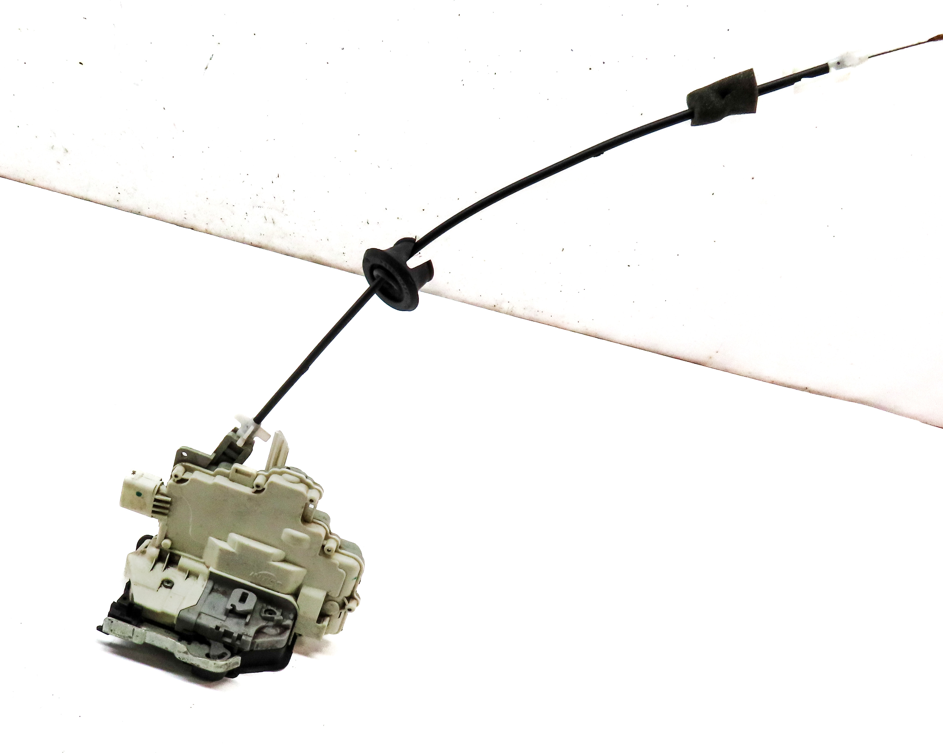 09-18 AUDI / PORSCHE - A4 S4 Q5 CAYENNE PANAMERA - REAR LEFT DOOR LOCK LATCH — exact item pictured